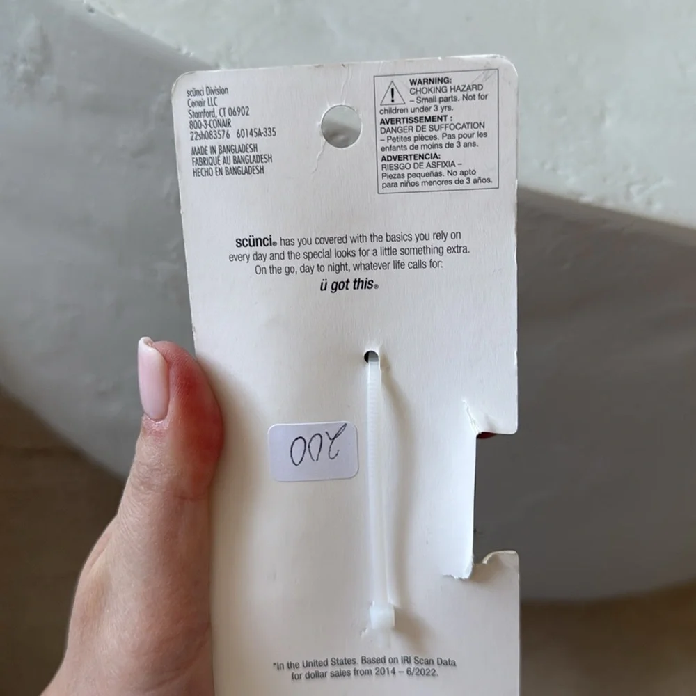 NEW- Scunci No Slip Grip Hair Clip